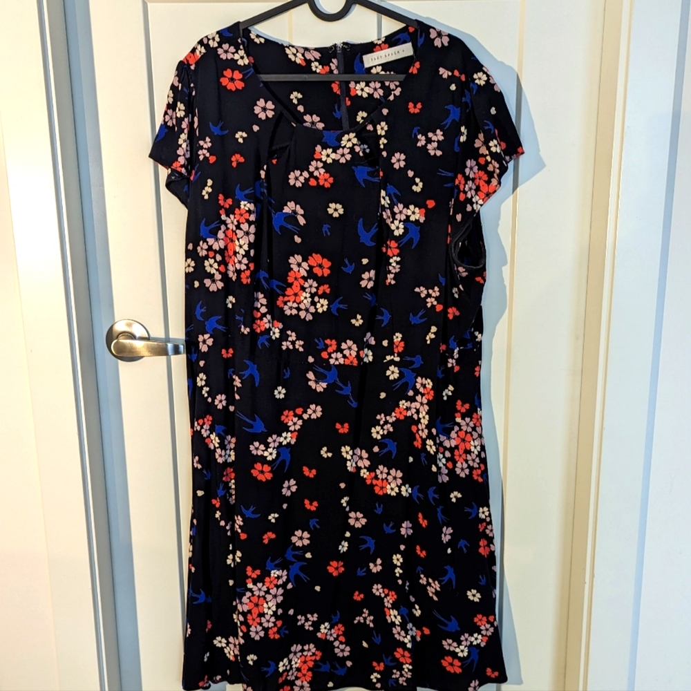 Keyhole Floral Dress